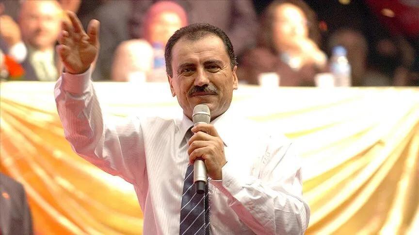 Türkiye revives crash probe of nationalist leader with new detentions after 17 years