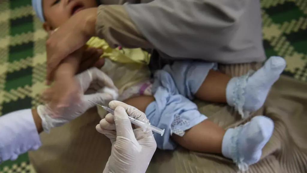 UN warns of cracks in global immunization system