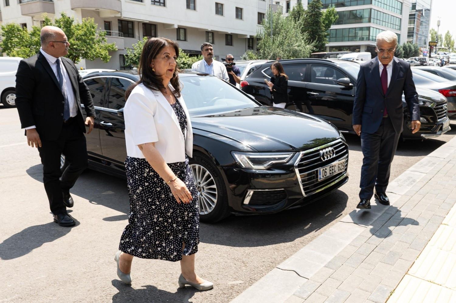 AKP, DEM Party set talks on draft law for anti-terror bid