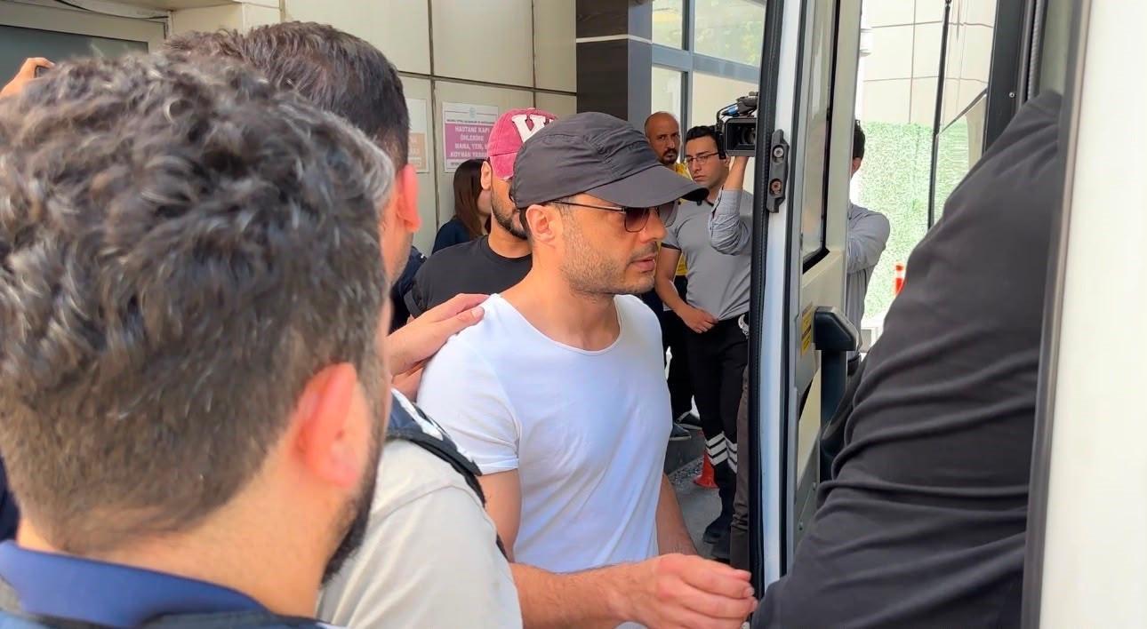 Singer Yalçıntaş, three others arrested on drug charges