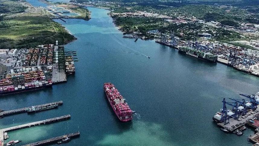 Panama bids to regain control of strategic oil pipeline