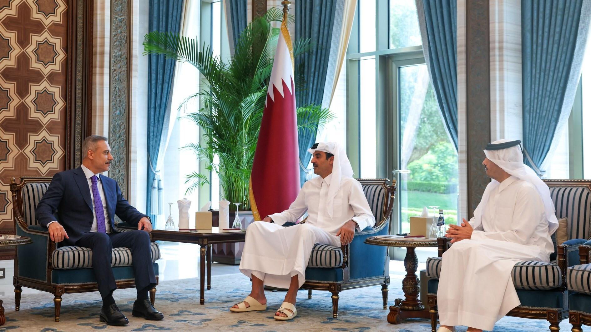 Turkish top diplomat visits Qatar for high-level talks