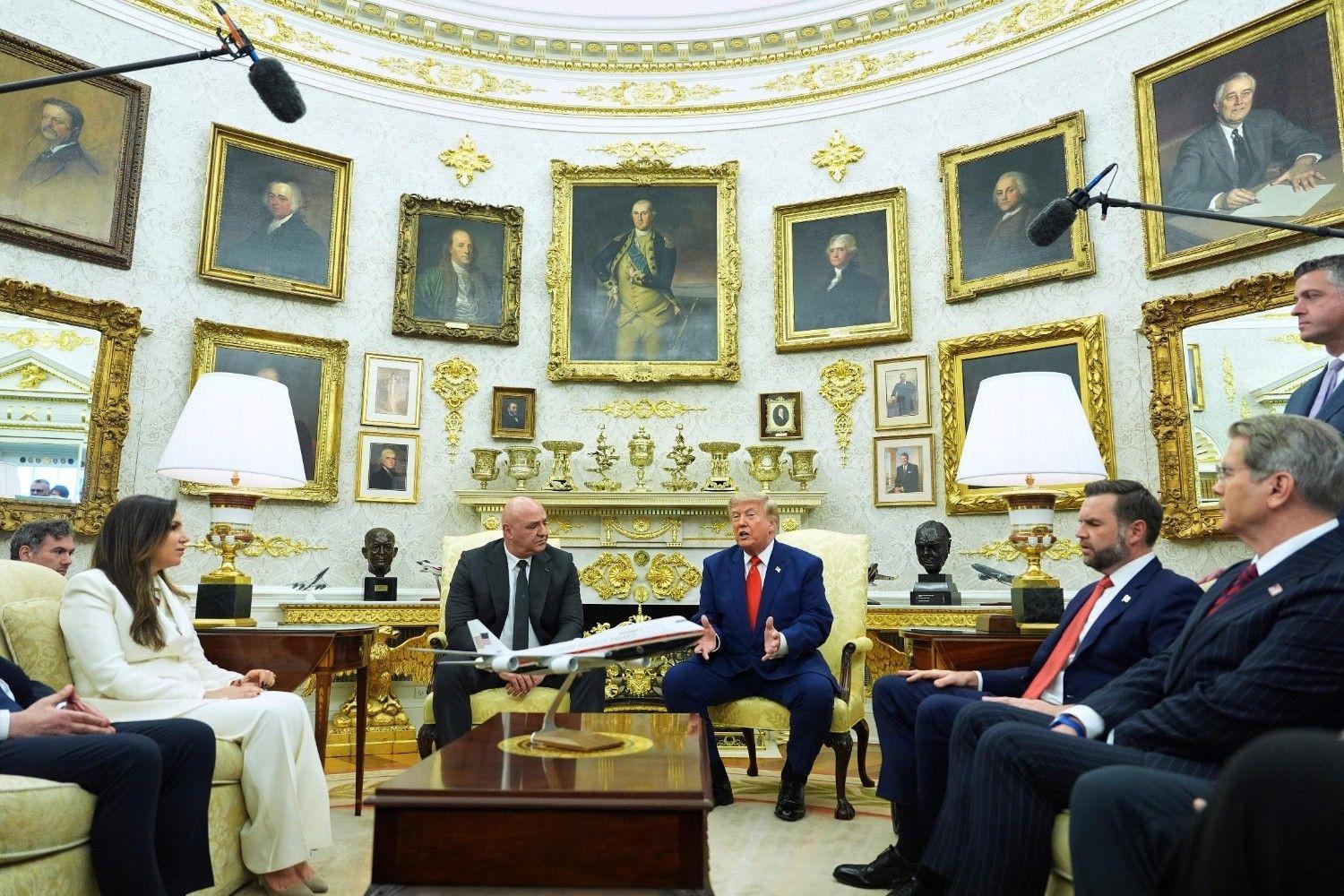 Trump vows to help Lebanon pursue peace with Israel