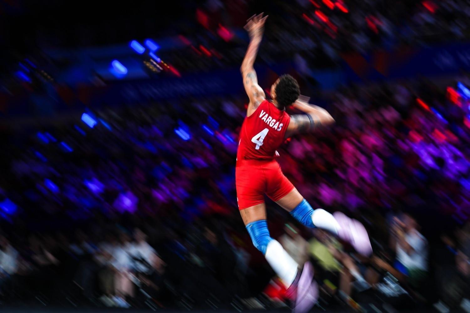 Vargas leads Türkiye past China into VNL final