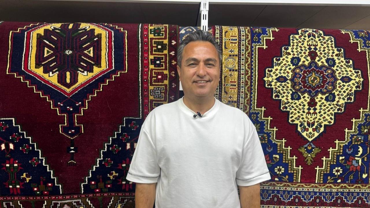 Istanbul artisan revives centuries-old carpets from palaces, sacred sites