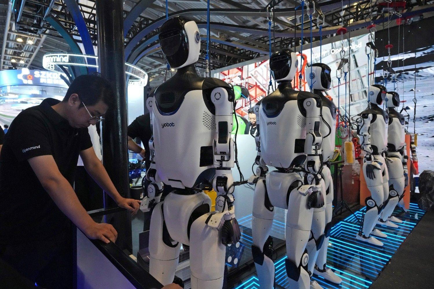 US government bans humanoid robots manufactured abroad