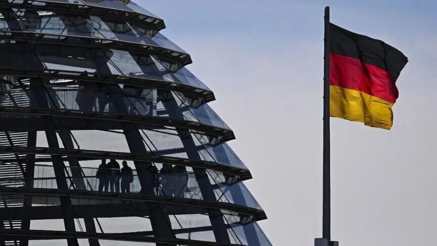 German economy grows slightly despite Mideast war