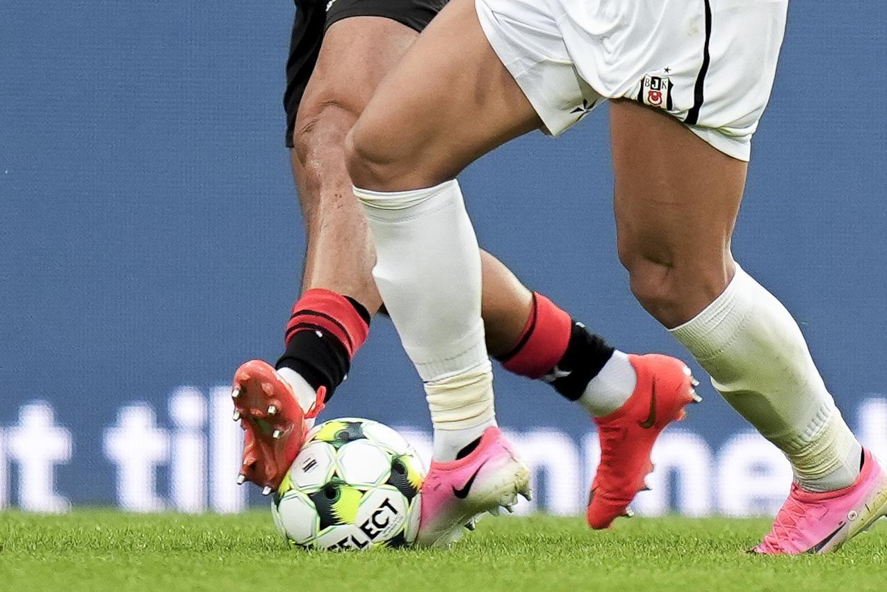 Fenerbahçe, Beşiktaş advance in European qualifying rounds