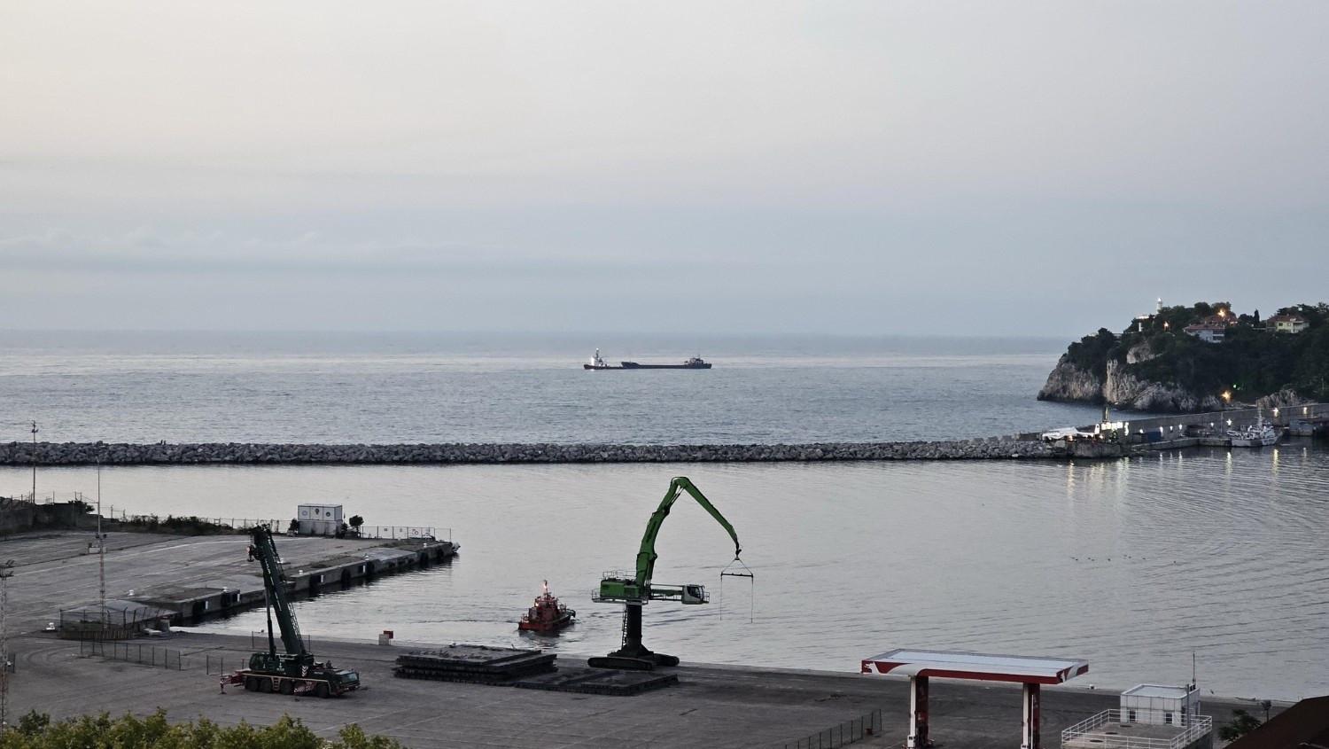 Drone hits Türkiye-bound ship in Black Sea