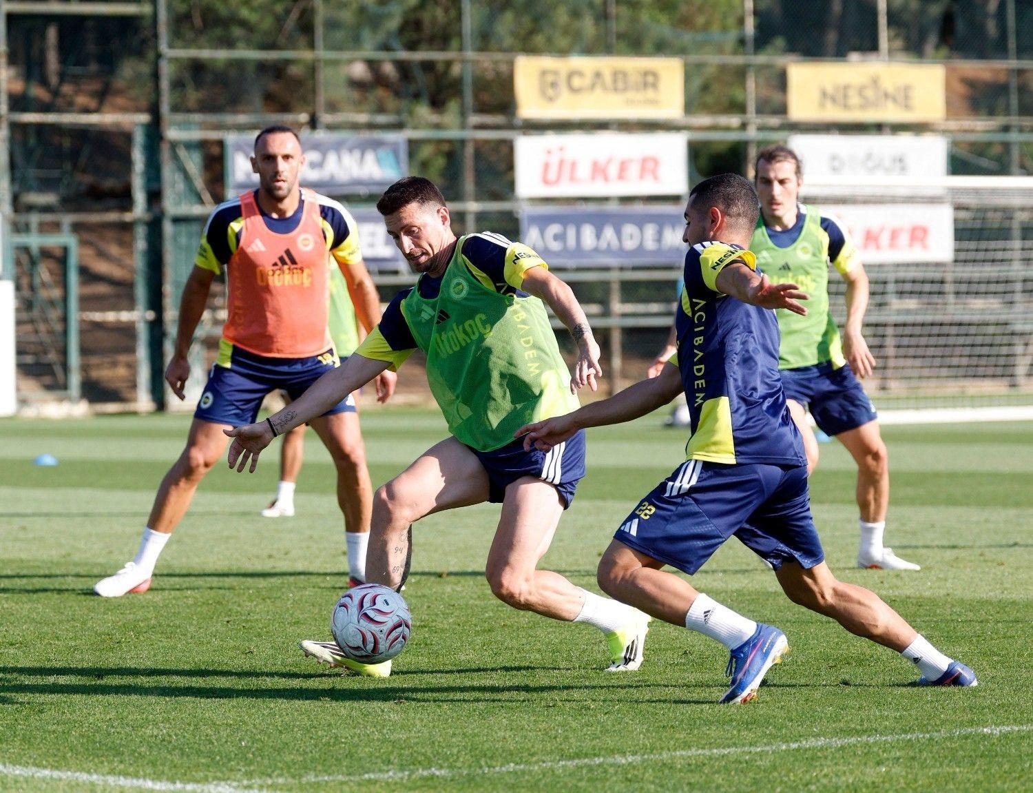 Fenerbahçe aims for Champions League playoff spot