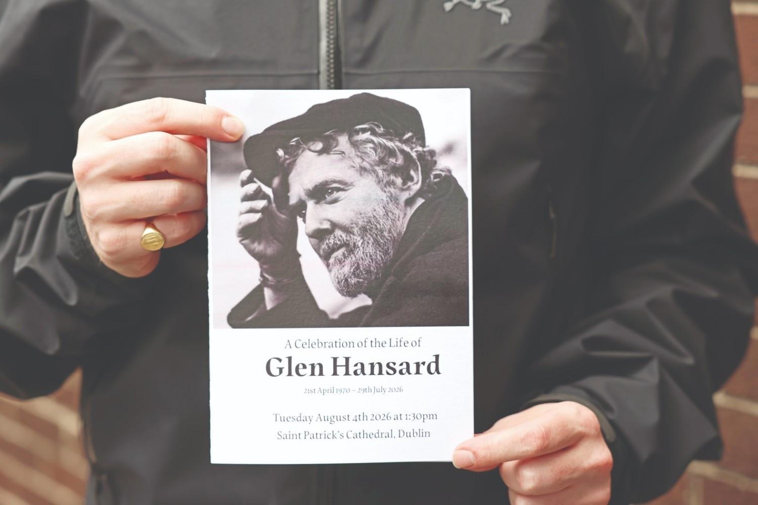 Thousands mourn at funeral of Irish musician Glen Hansard
