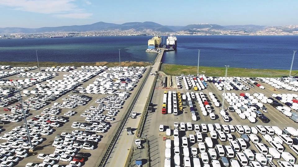 Auto exports reach record high in first seven months