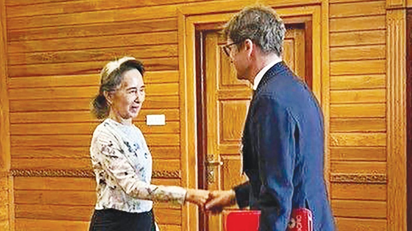 Myanmar rebuffs ASEAN call to free Suu Kyi