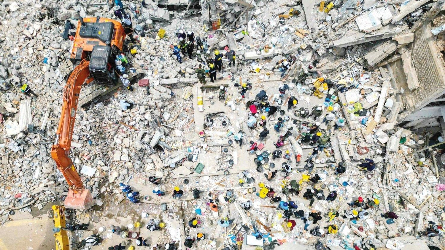 Colombia denies rejecting quake help