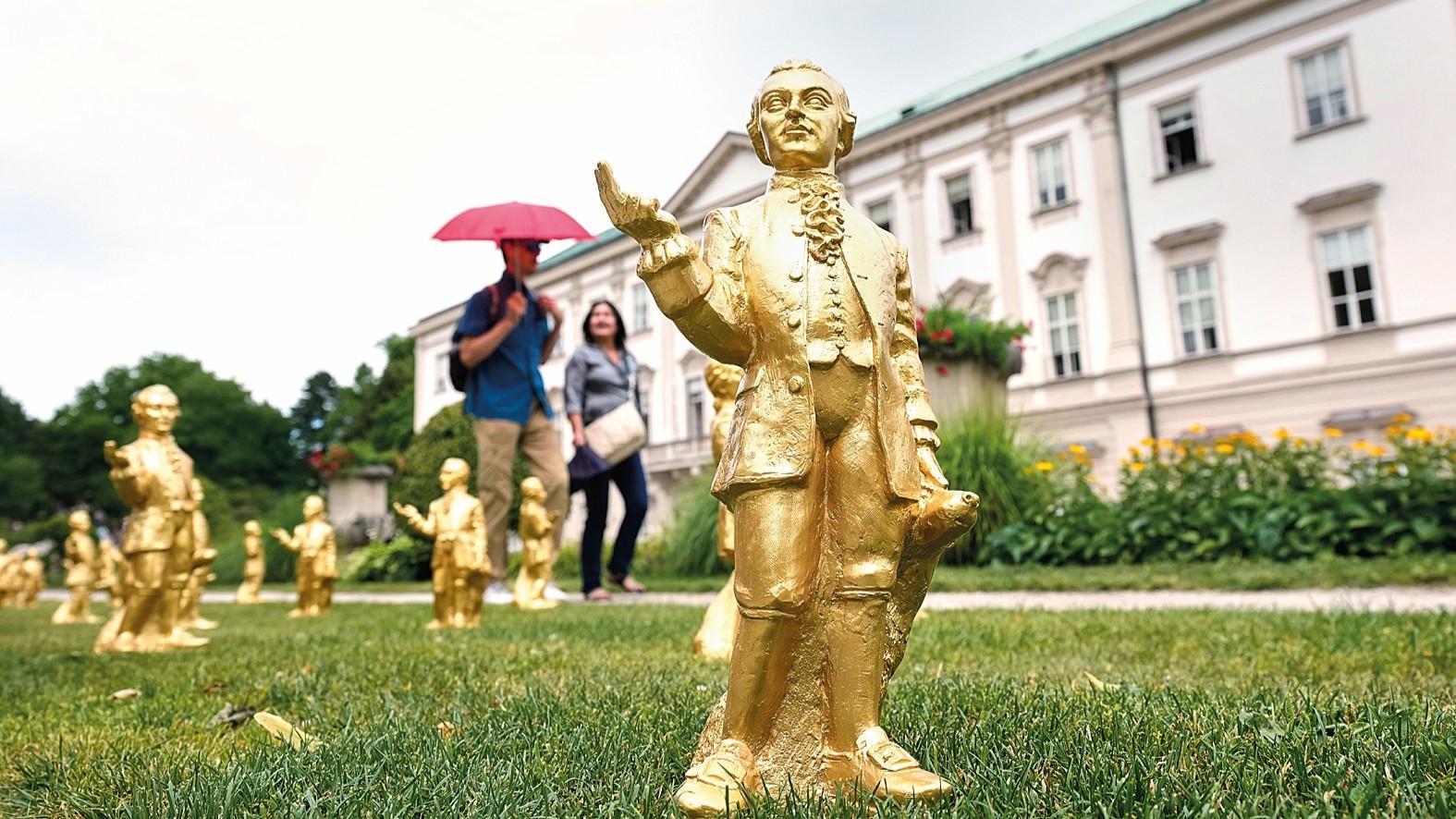 Mini-Mozart statues stolen ahead of anniversary tribute