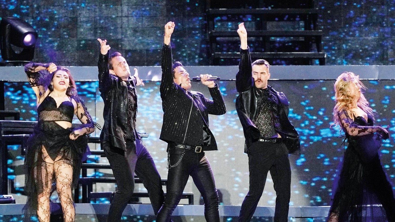 Latin stars unite for Venezuela, Colombia quake relief at concert