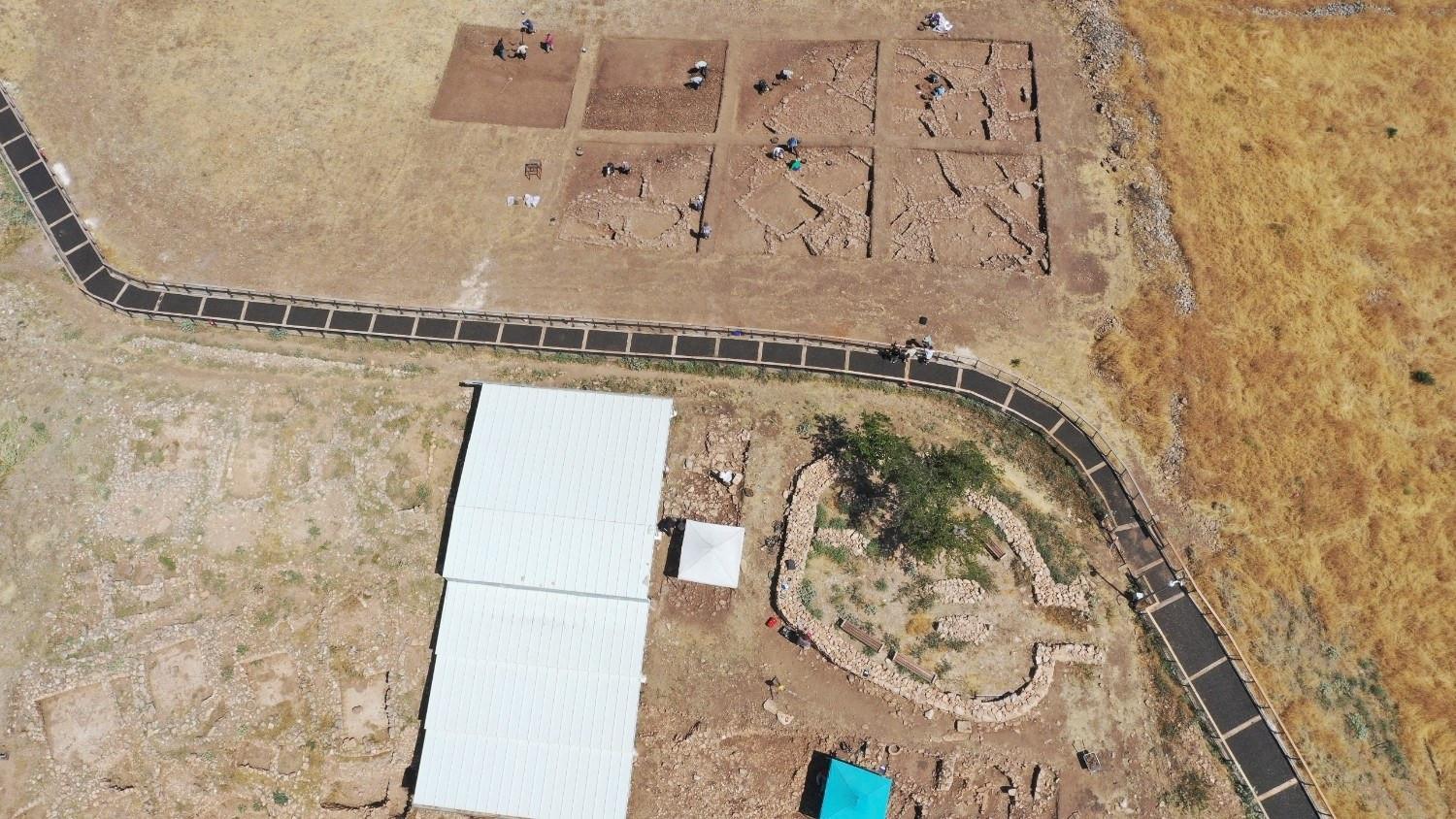 New excavations at Göbeklitepe unearth rectangular structures