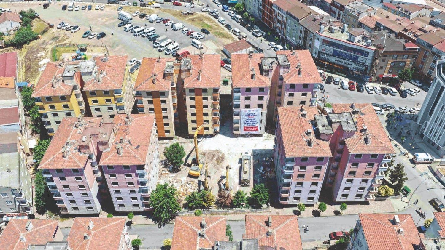 Istanbul tears down 10,000 structures a year for urban transformation
