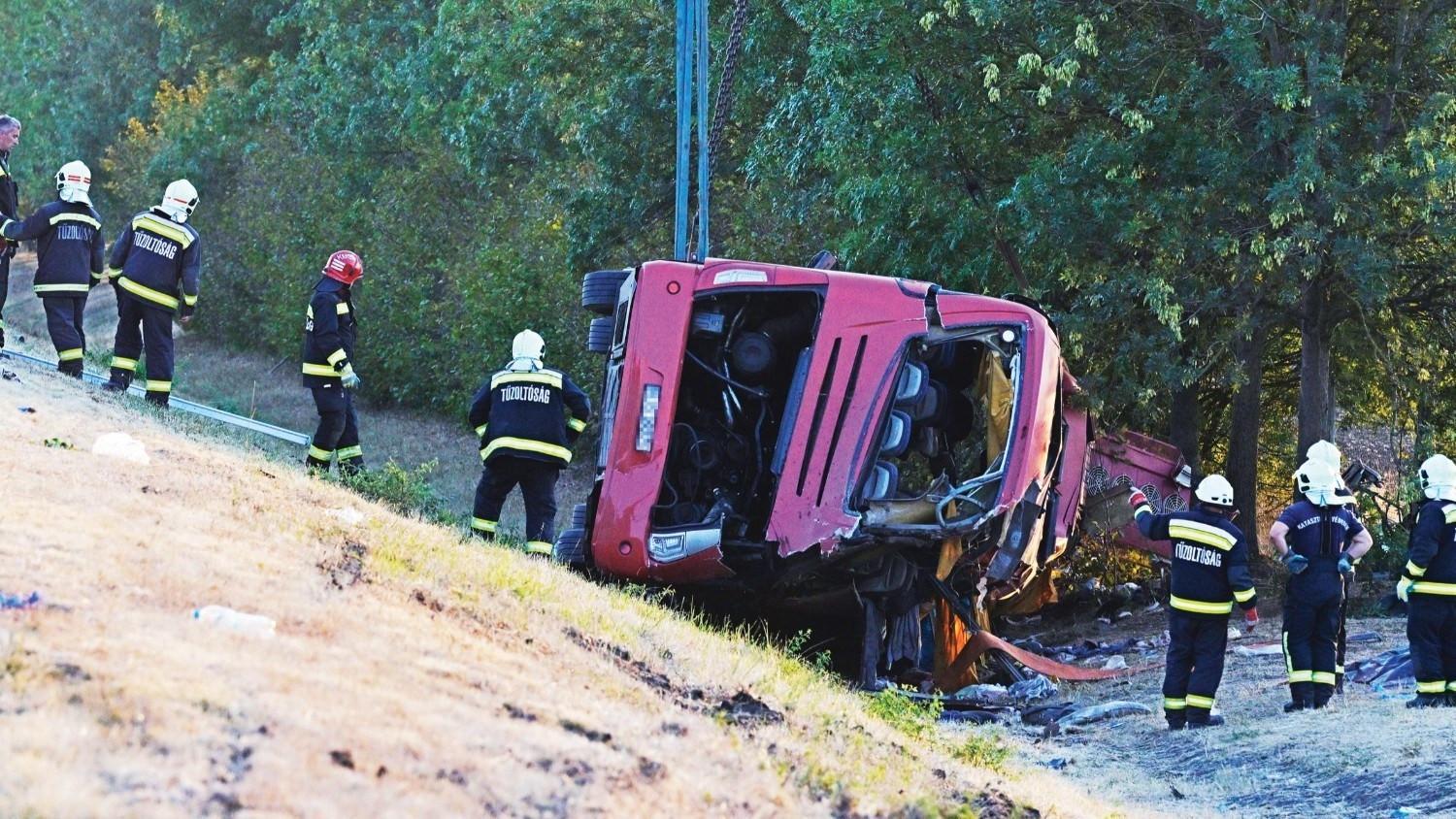 12 killed as Polish bus overturns in Hungary