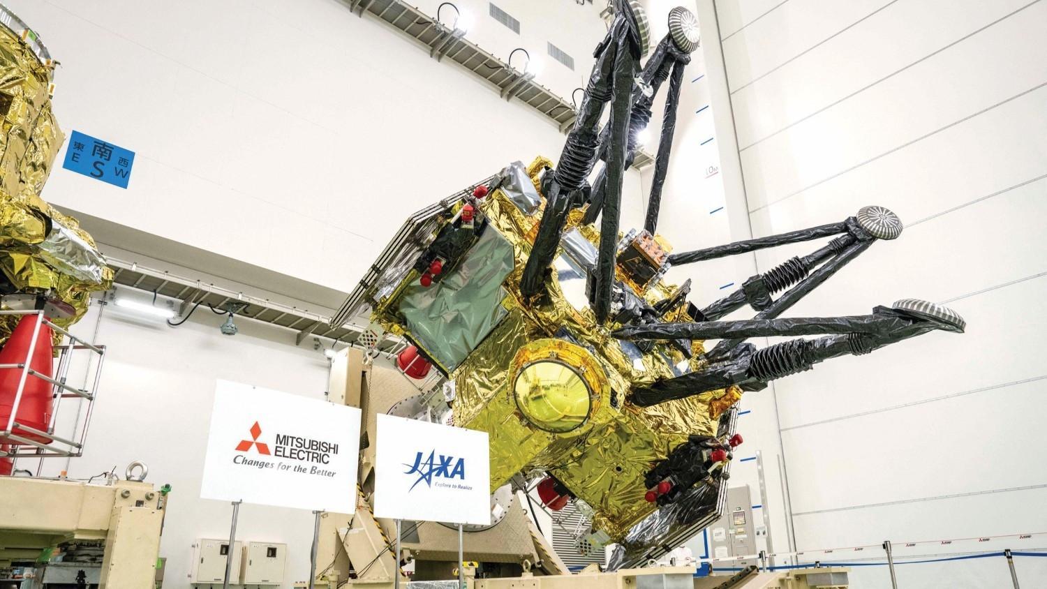 Japan aims for the moons of Mars to collect samples