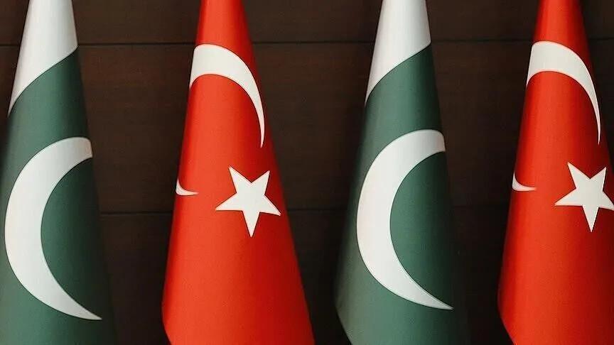 Pakistan to honor 3 Turkish ministers with award