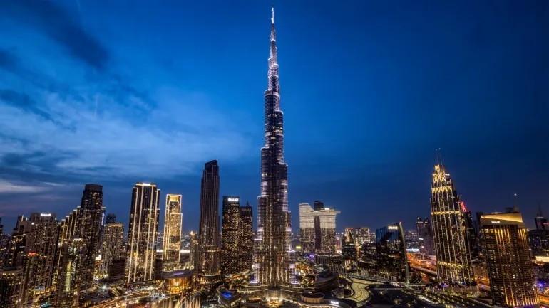 UAE halts all trade, financial dealings with Iran
