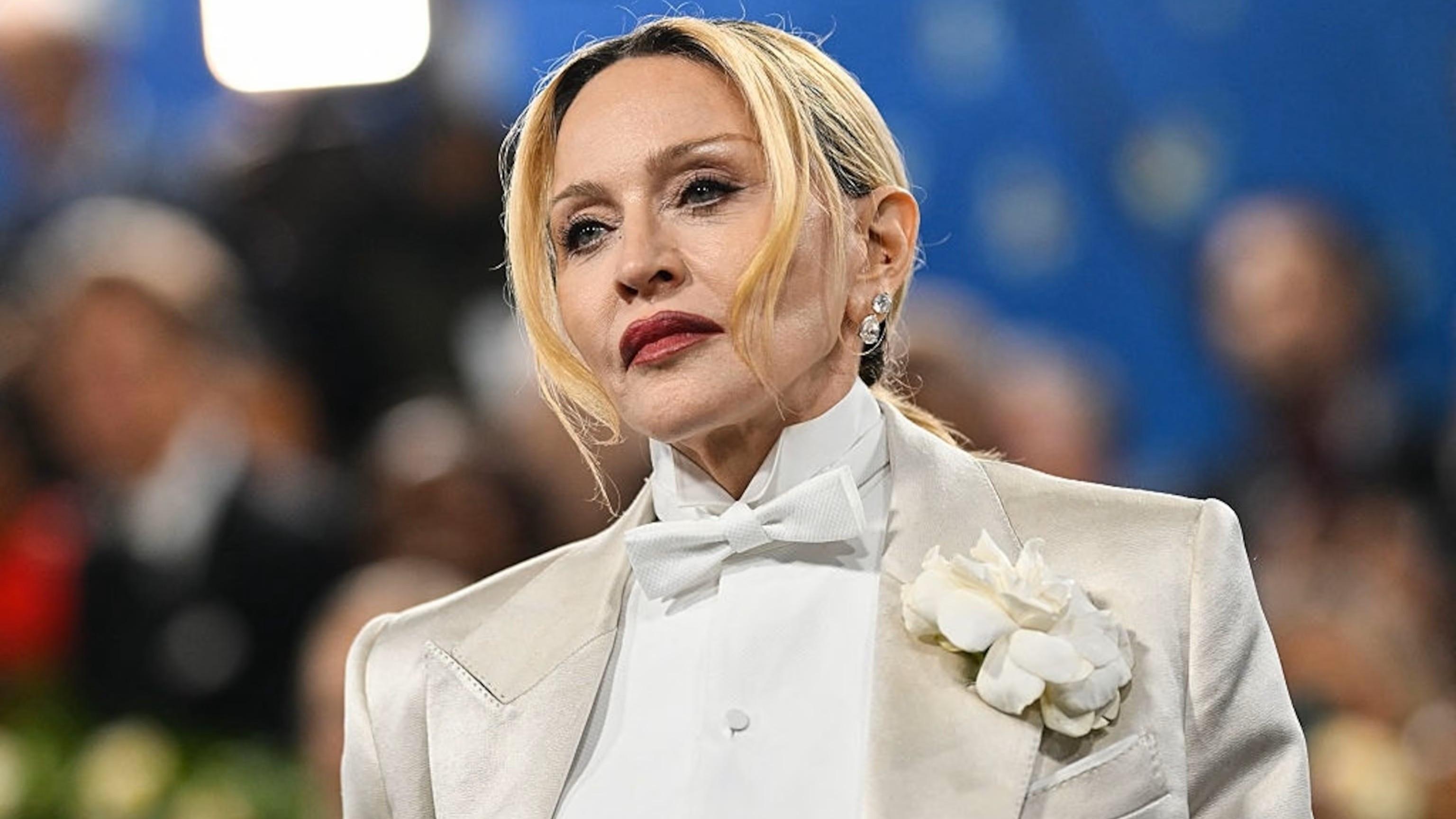 Madonna leads VMA nominations