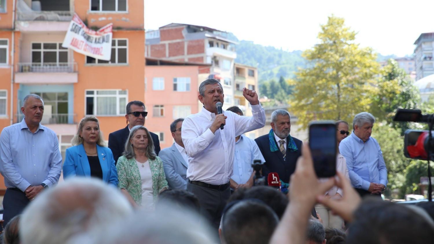 Özel promises debt relief, price guarantees for farmers
