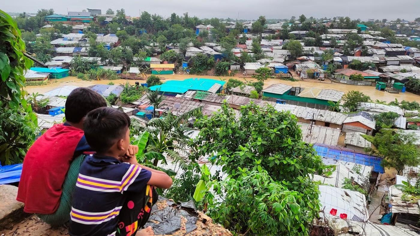 Rohingya protest dire camp conditions