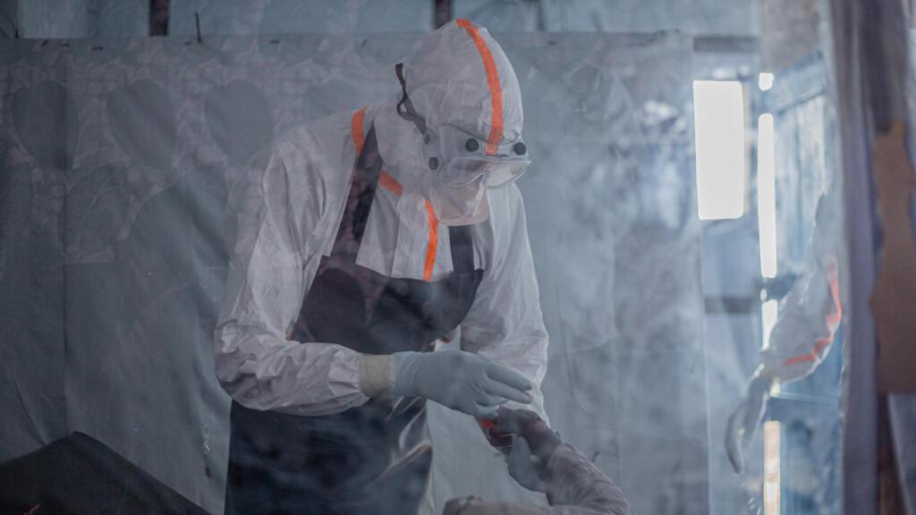 Ebola death toll passes 3,000 in DR Congo