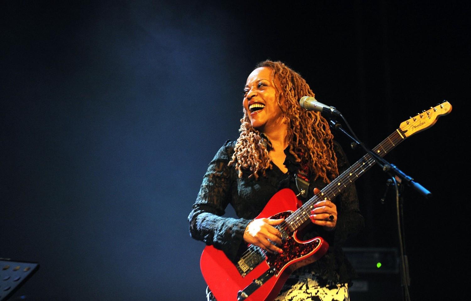 American jazz singer Cassandra Wilson dies
