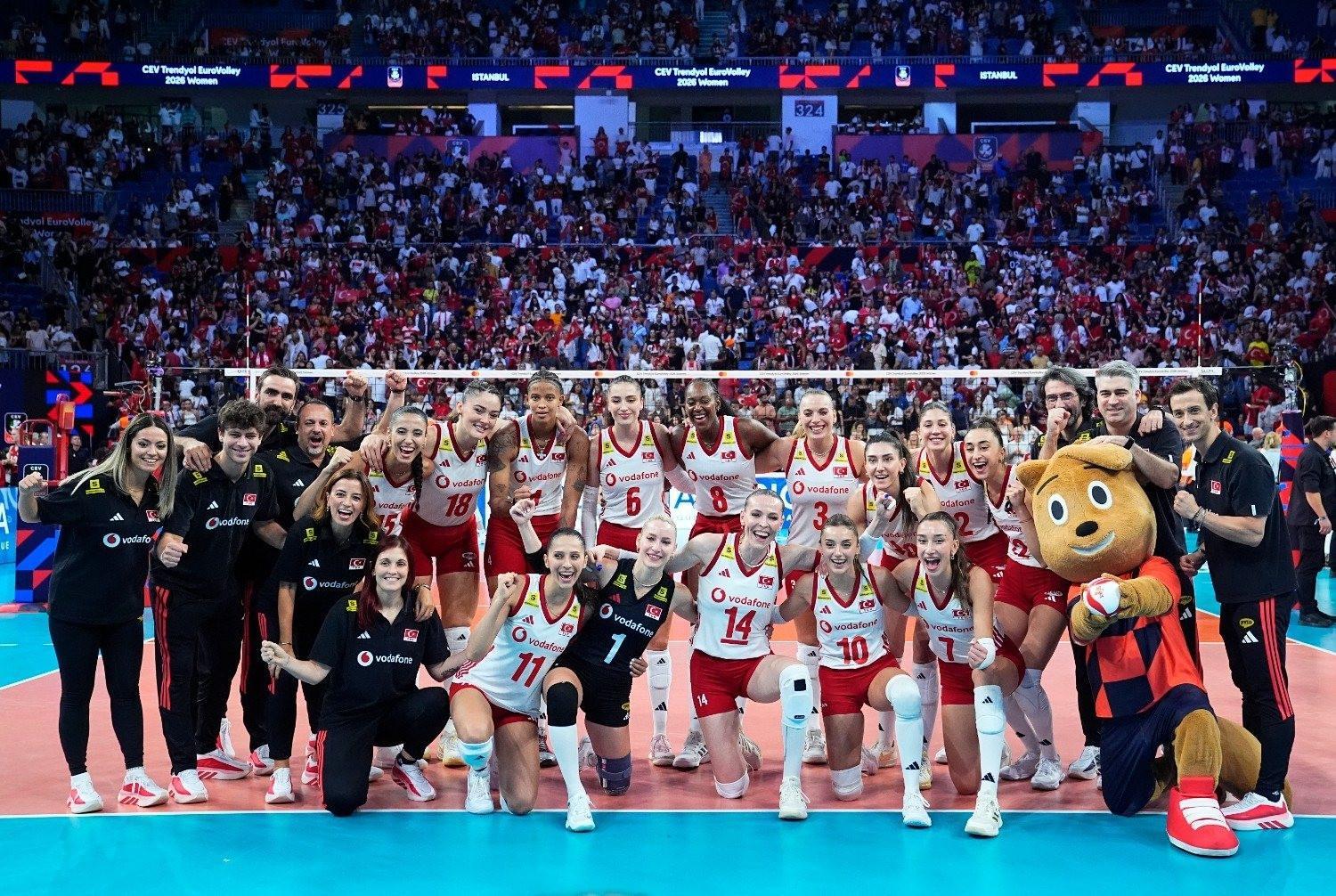 Turkish women eye final at home in volleyball Euros