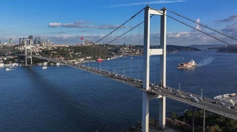 Türkiye plans 30-year privatization of Bosphorus bridges, highways