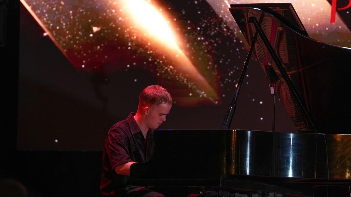 LEVI.SCT performs in Türkiye ahead of first major concert