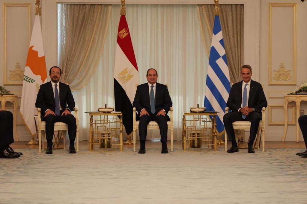 Mitsotakis says regional cooperation targets no country