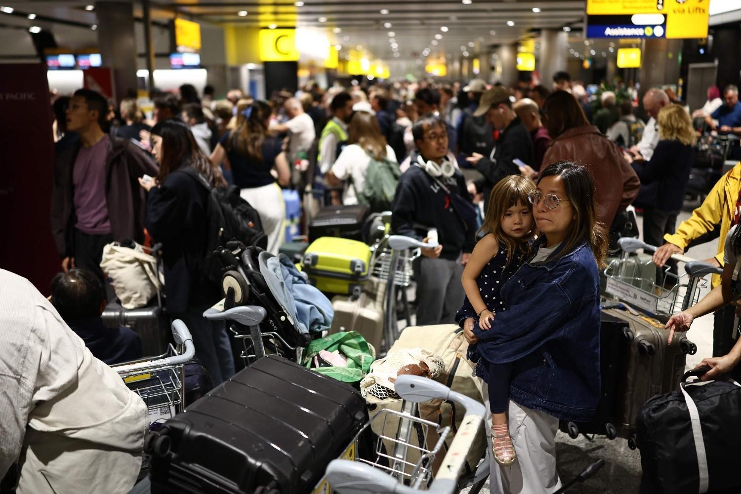 UK flight disruption continues as Turkish Airlines issues warning