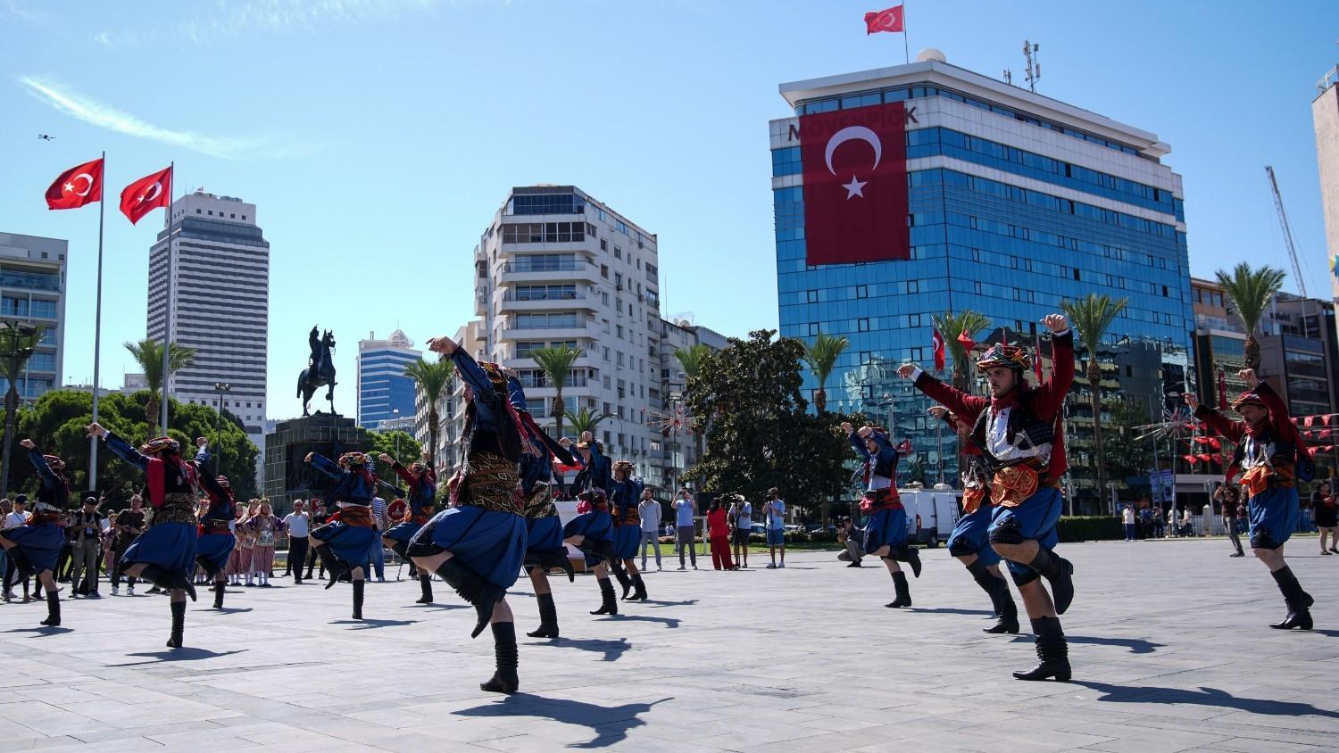 İzmir celebrates 104 years since liberation
