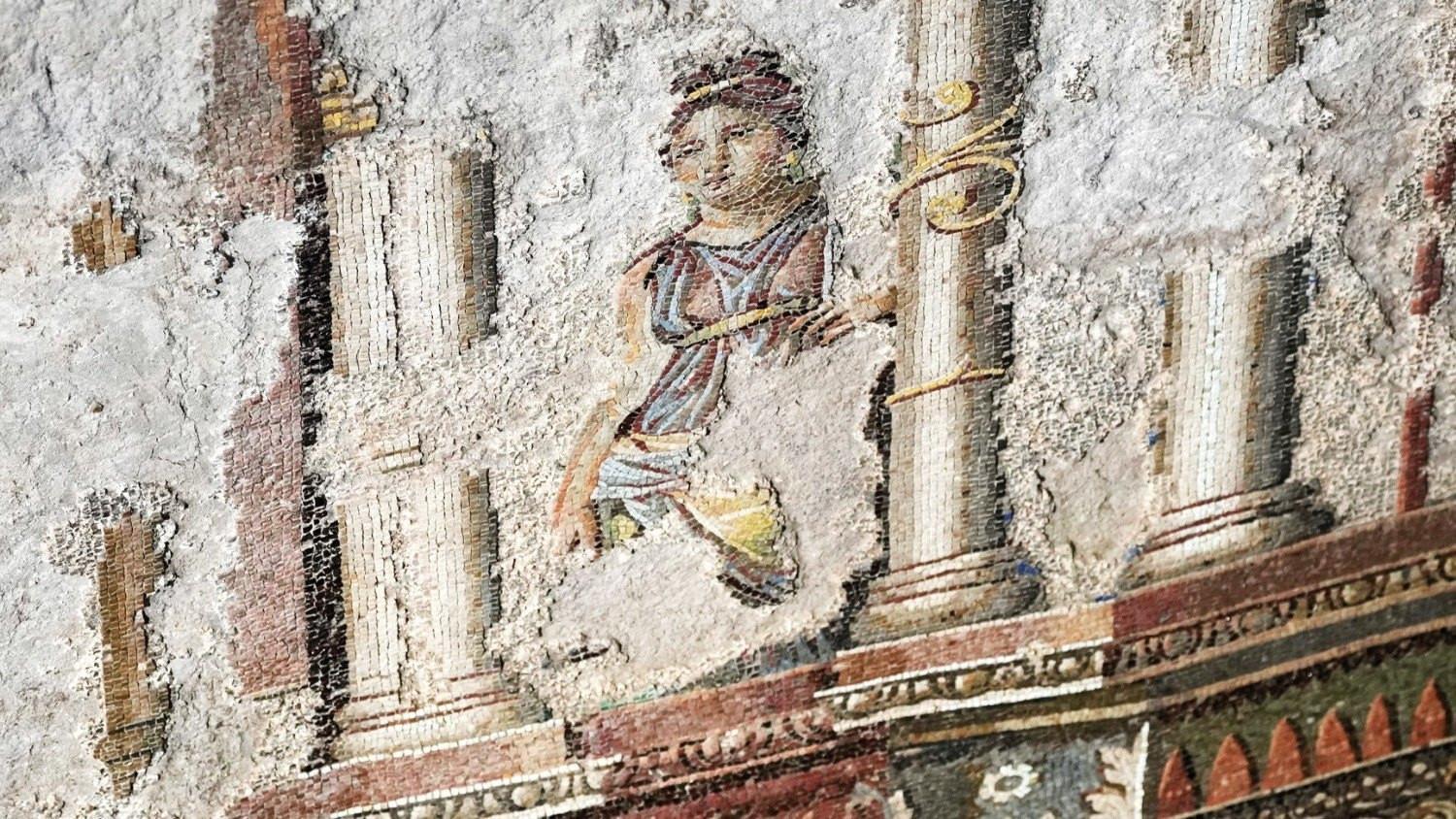 Ancient maritime city fresco, mosaic unveiled in Rome