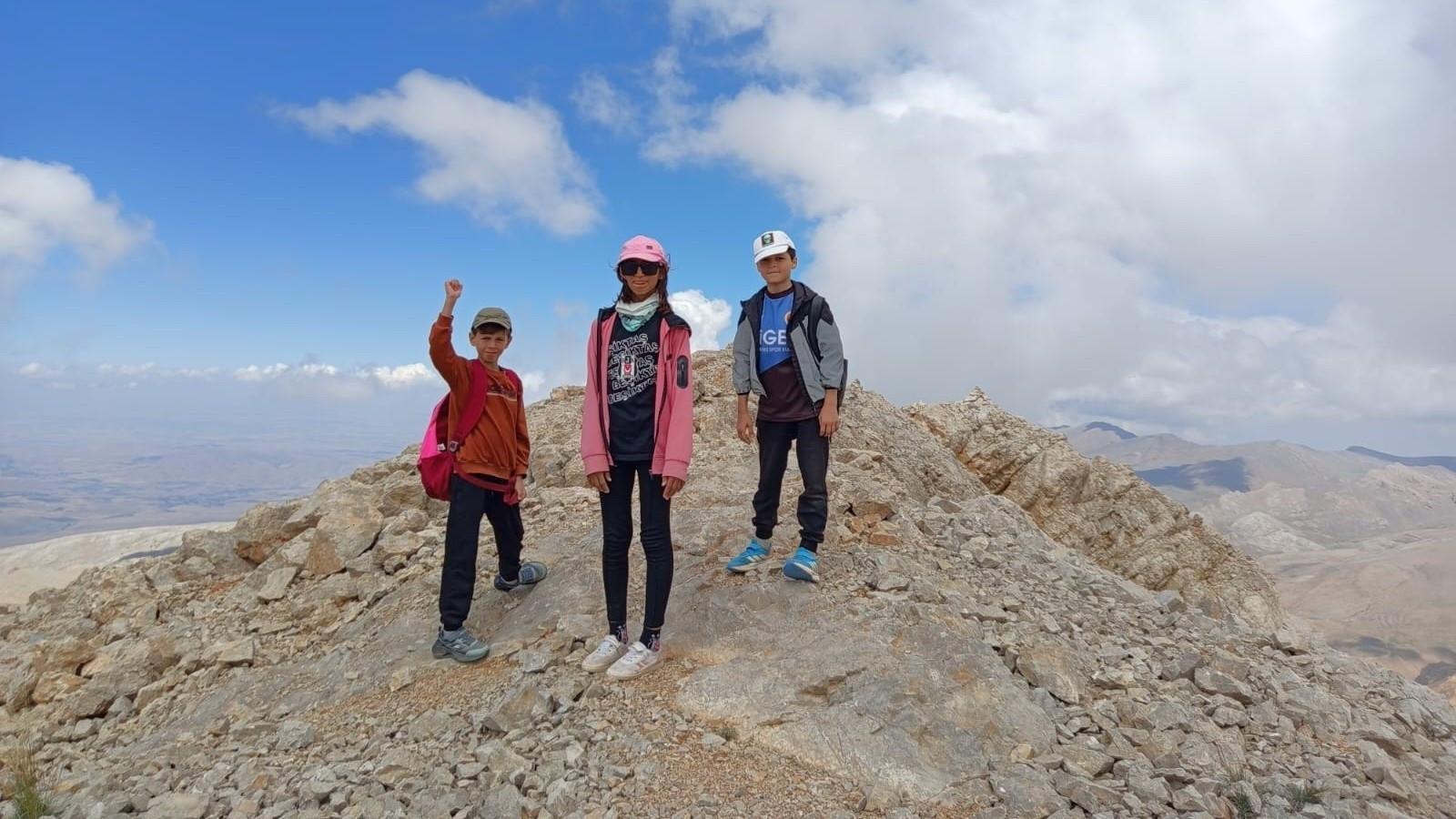 Young climbers tackle challenging peaks in Aladağlar range