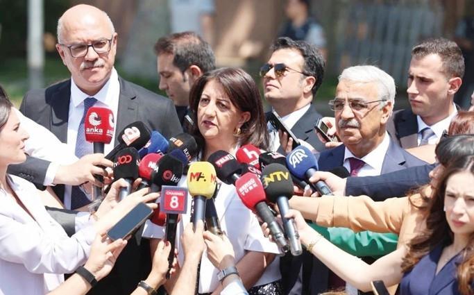 DEM Party MPs make 1st İmralı visit after anti-terror bill passes
