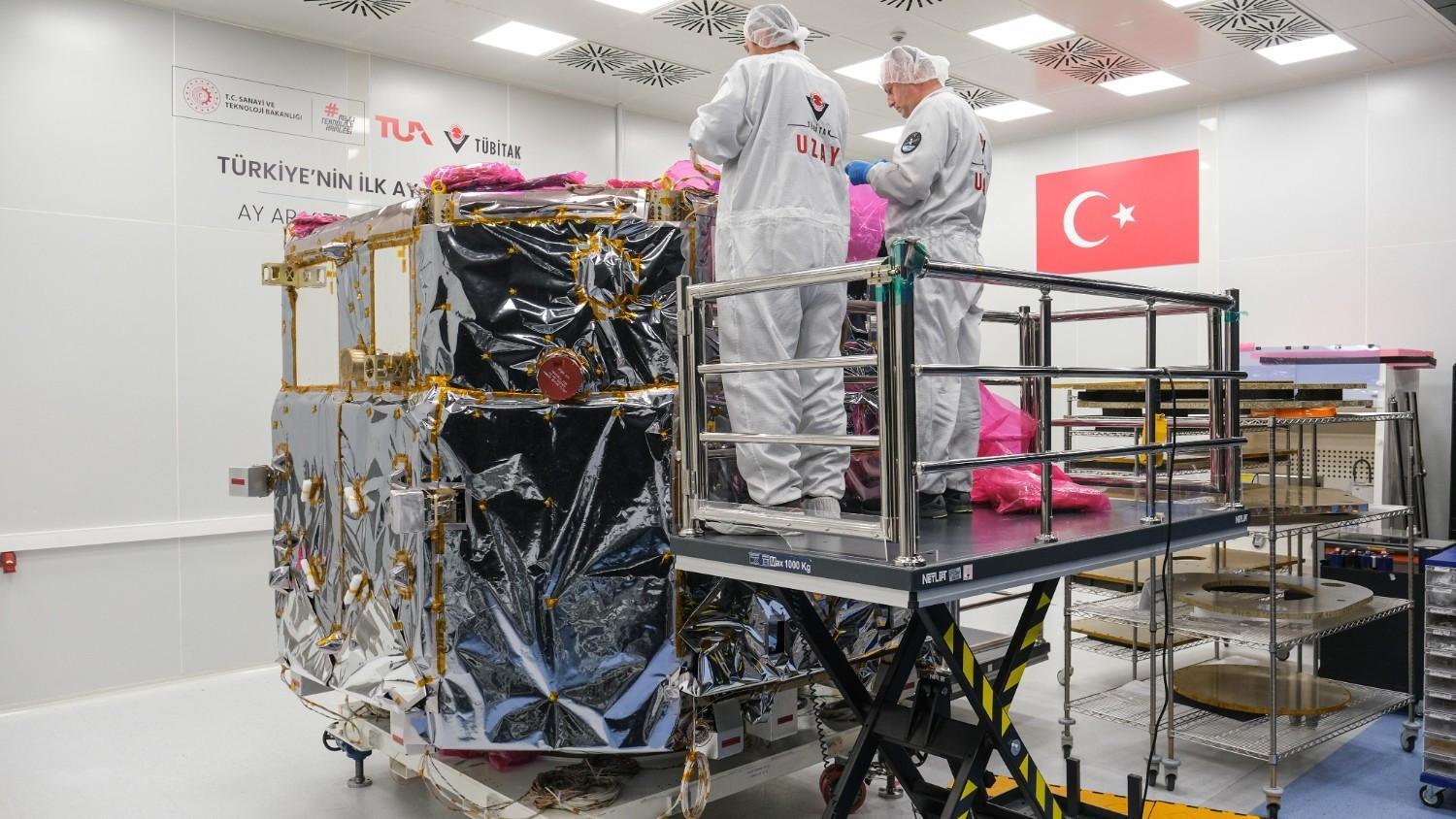 Türkiye completes production of first homegrown lunar spacecraft