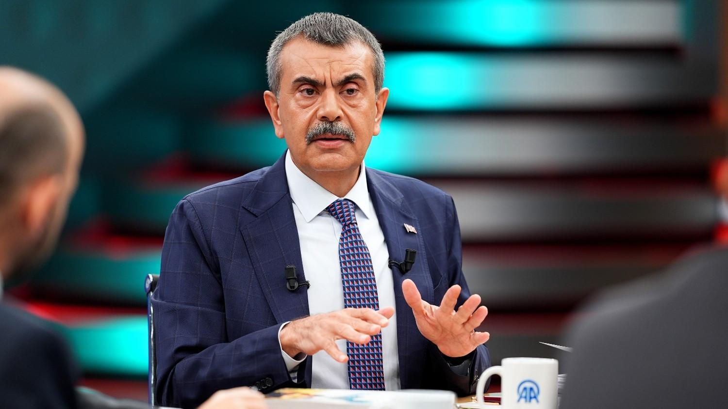 OECD picks PISA schools, students independently, Tekin says