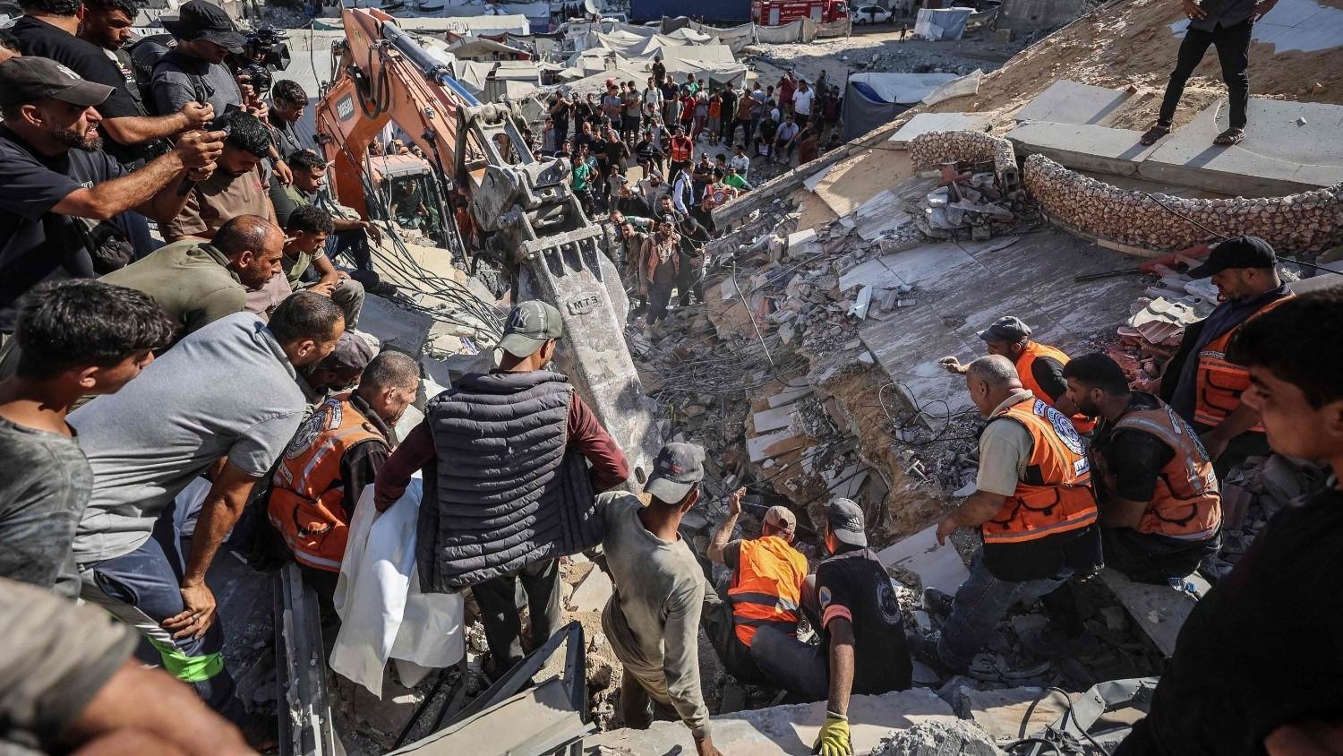 Gaza apartment block collapse leaves 20 dead, many missing