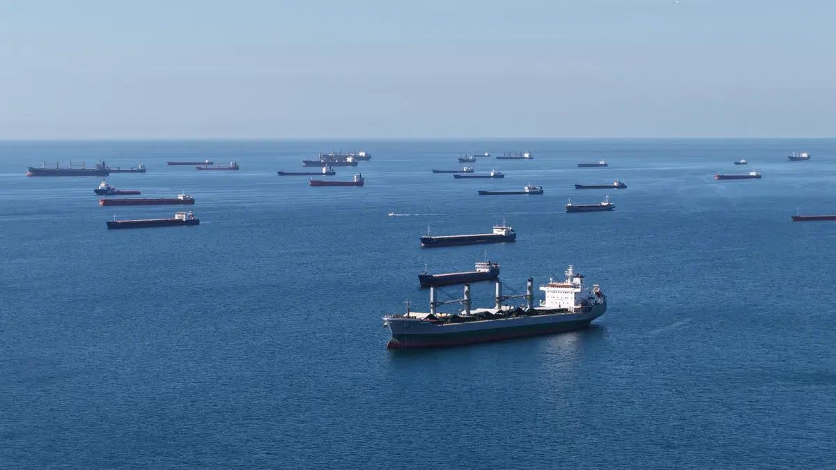 Black Sea attacks push commercial ships into Marmara anchorages