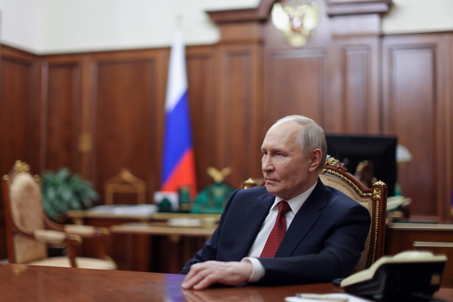 Putin’s party set to retain two-thirds Duma majority