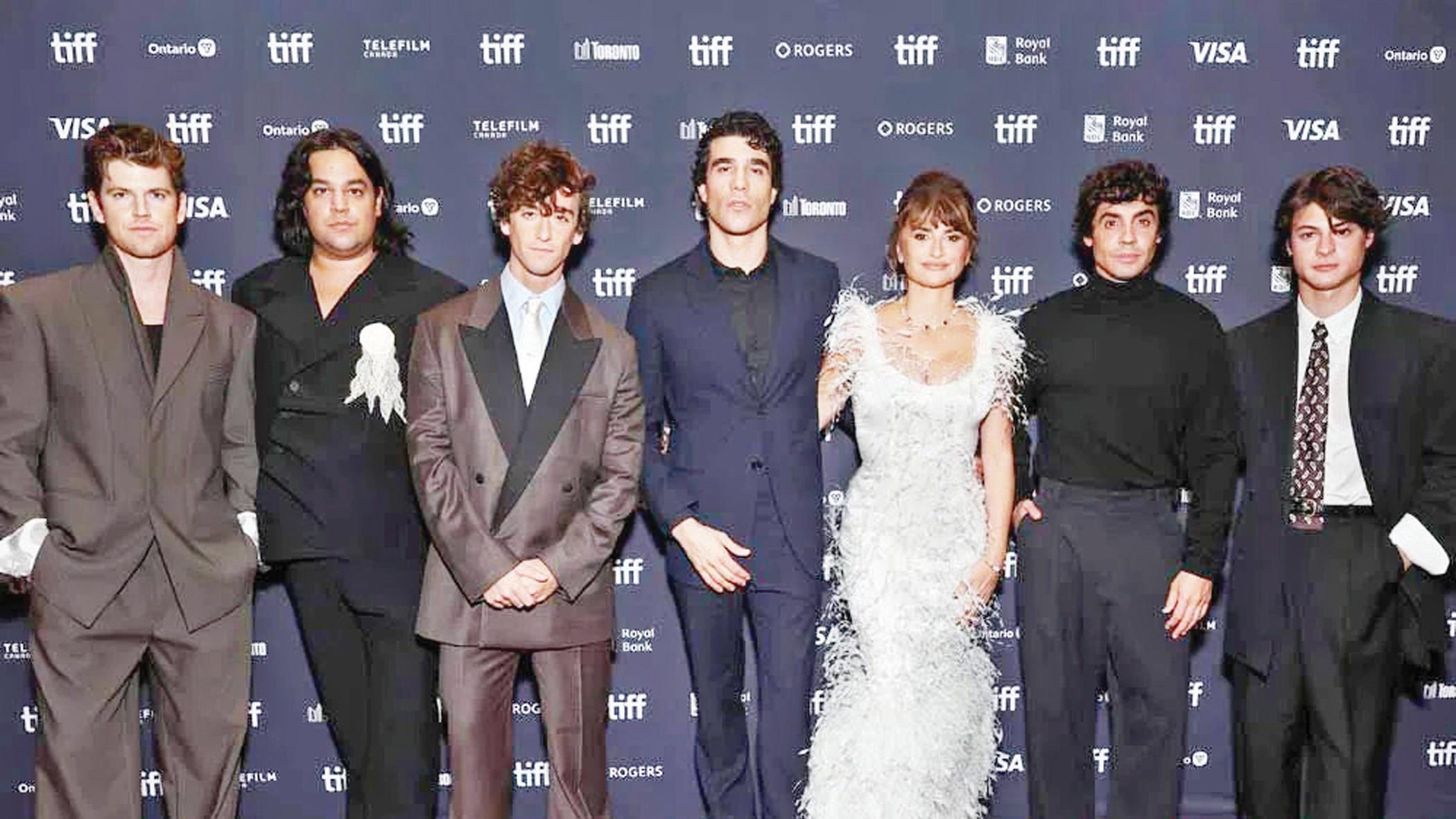 ‘La Bola Negra’ wins big at TIFF, putting it on Oscar path