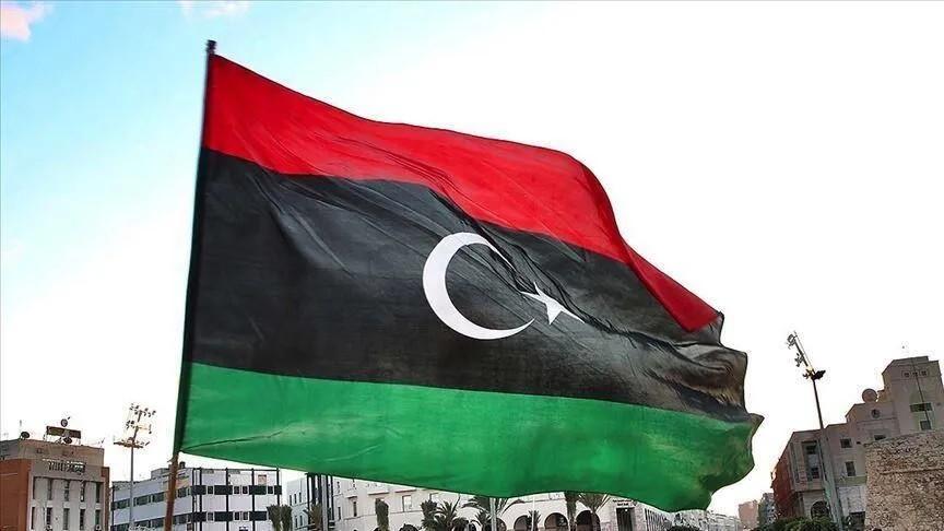Armed group shuts Libya pipeline valve at key oil field