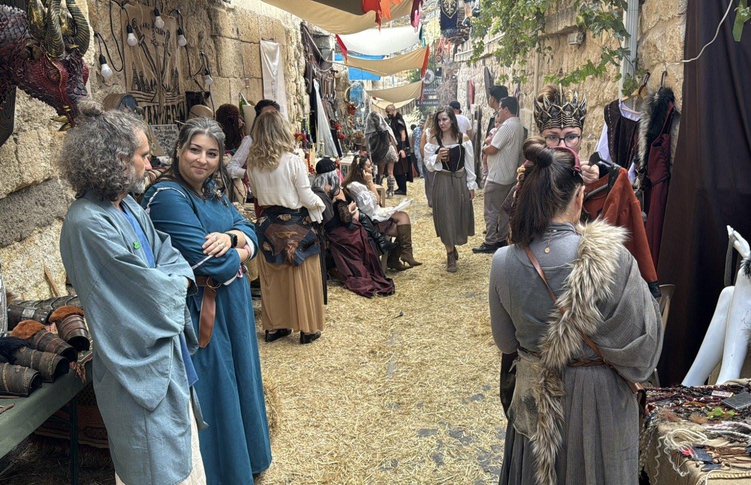 Medieval enthusiasts gather at Cappadocia fair