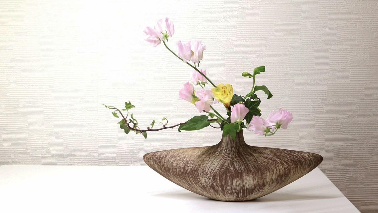 Centuries-old Japanese art draws those seeking calm