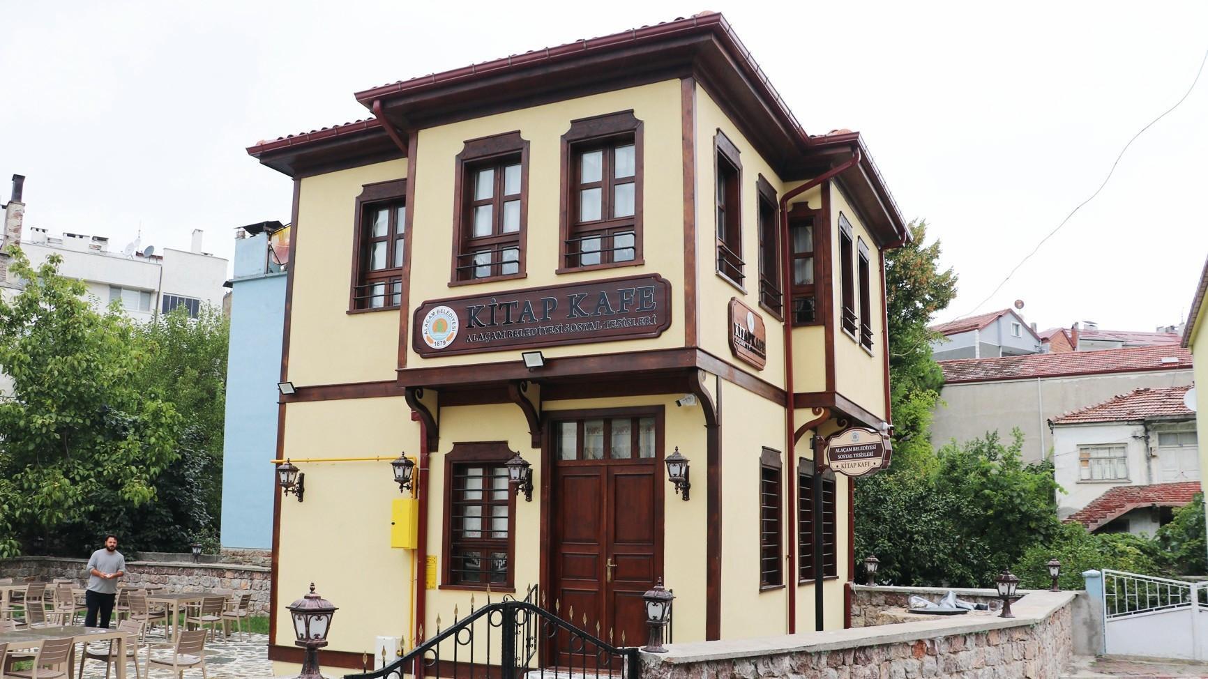 Historical Samsun mansion transformed into Book Cafe